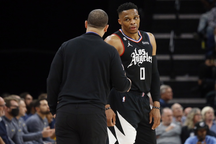 世界赛程-卢：威少从来不迟到每天都全力以赴 这就是为什么这么多人爱他