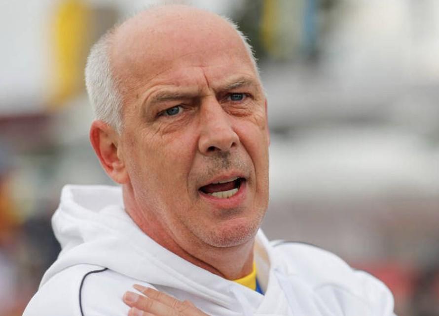 英雄联盟总决赛-巴斯勒：我真的很想打电话问问孔帕尼，他为什么一直用博埃