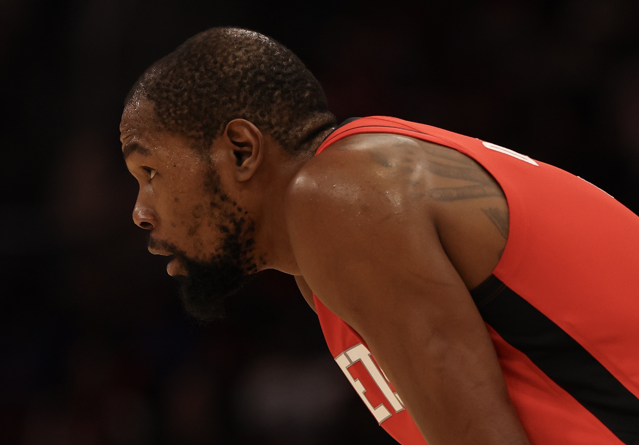 世界赛程-解说：替杜兰特难受 火箭现在的进攻组织太难把球顺利交给他