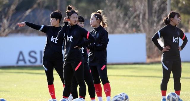 英雄联盟总决赛-​韩女足今日集中坡州 备战与中国女足奥运附加赛